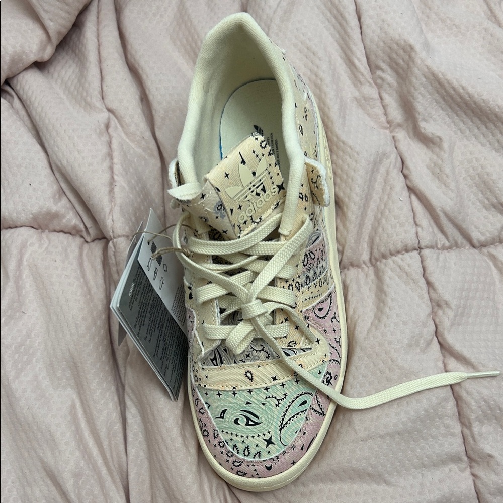 NWT Adidas Women’s Forum 84 Low CL W Pastel Pattern Sneakers - Picture 8 of 10